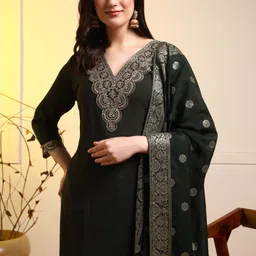 new ethnic 4 you Embroidered Kurta, Salwar & Dupatta Set image 5