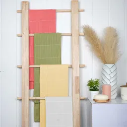 doctor towels Multicolour Aloevera Double Cloth 300 - 350 GSM Bath Towels (Set of 4 ) image 1