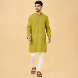 indus route by pantaloons Men Solid Viscose Rayon Straight Kurta image 2