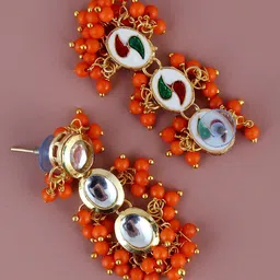 LUCKY JEWELLERY Gold-Plated Kundan-Studded Drop Earrings With Maang Tikka-picture-16