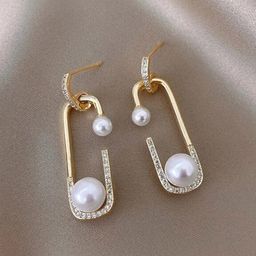 VAGHBHATT Geometric Studs Earrings-picture-21