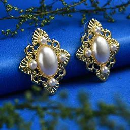 SOHI Gold-Toned Pearls Gold-Plated Contemporary Studs Earrings-picture-34
