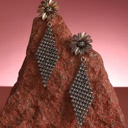 SOHI Gold-Plated Contemporary Drop Earrings-picture-37