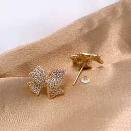 Unwind by Yellow Chimes Gold-Plated & White Crystals Studded Classic Studs Earrings image 3
