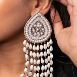 Crunchy Fashion Beaded Contemporary Drop Earrings image 4