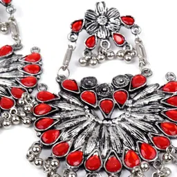 VAGHBHATT Silver-Plated Stone Studed Oxidised Floral Drop Earrings image 3