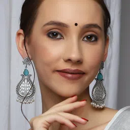 VENI 92.5 Silver-Plated Artificial Stones-Studded Oxidised Drop Earrings image 5