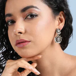 SOHI Artificial Stones Contemporary Drop Earrings image 5