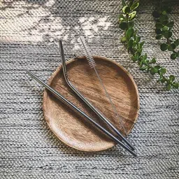 flying wing Bent Drinking Straw image 2