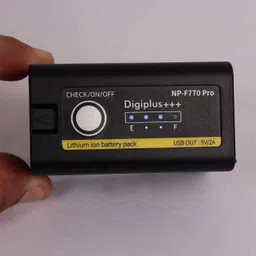 Amabu NP-F770 Pro LED light rechargeable battery with usb type c charger (18200mAh) Camera Battery Charger image 2