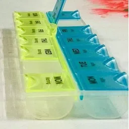 sherni 14-Day Pill Box image 5