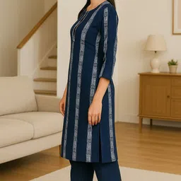 rozee fashion Women Cotton Blend Kurti Pant Set image 3