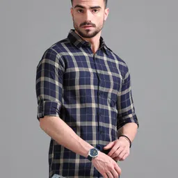 provogue Men Slim Fit Checkered Curved Collar Casual Shirt image 3