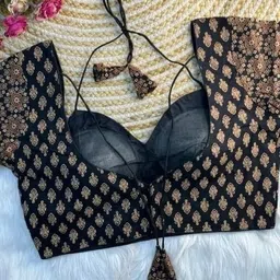 styrajah V-Neck Women Blouse image 2