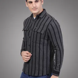 d finish Men Regular Fit Checkered Spread Collar Casual Shirt image 3