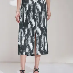 tokyo talkies Women Solid Straight Black, White Skirt image 2