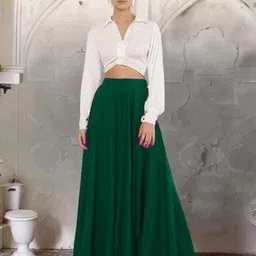 kahara Women Solid Flared Green Skirt image 3