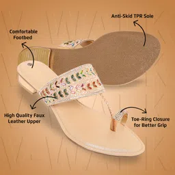 vwalk Women Flats Sandal image 3