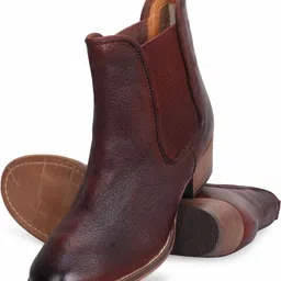 pillaa Versatile Stylish Slip-On Ankle Boots For Women image 5