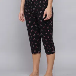 anixa Women Multicolor Capri image 3