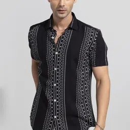 snitch Men Slim Fit Printed Casual Shirt image 2