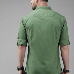 roadster Men Regular Fit Solid Casual Shirt image 4