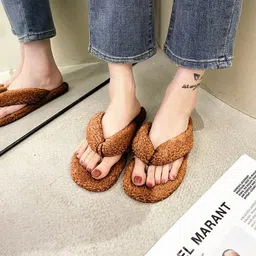 wolvesden Women Flip Flops image 2