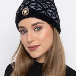 amoldo Graphic Print Beanie image 2
