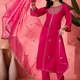 sangria Embroiderd Zari Sequence Magenta Silk Blend Kurta With Pant And Dupatta Embroidered Kurta, Trouser/Pant & Dupatta Set image 2