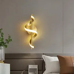 gauvik Wallchiere Wall Lamp With Bulb image 2