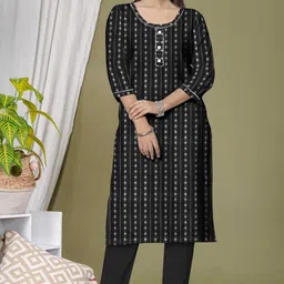 aaraethnics Women Cotton Blend Kurta Pant Set-picture-12