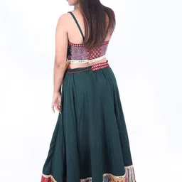 weavers saga Solid Semi Stitched Lehenga Choli image 2