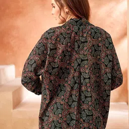 kaftanize Women Oversized Fit Floral Print Button Down Collar Casual Shirt image 2
