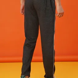 v-mart Men Pyjama image 2