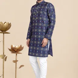 growwax Men Printed Cotton Blend Straight Kurta image 3