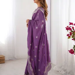 satrani Embellished, Embroidered Bollywood Silk Blend Saree image 3