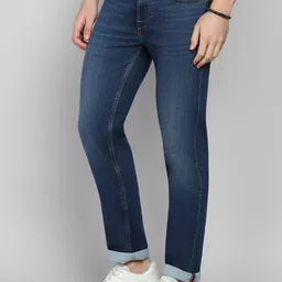 killer Men Slim Mid Rise Blue Jeans image 3