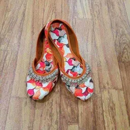 Jutis For Women-image-27