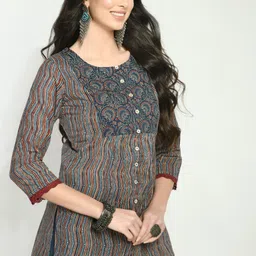 meesan Casual Regular Sleeves Printed Women Blue Top image 3