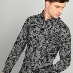 integriti Men Slim Fit Floral Print Spread Collar Casual Shirt image 2