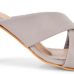 elpis Women Heels Sandal image 4