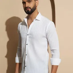helken Men Regular Fit Solid Casual Shirt image 3