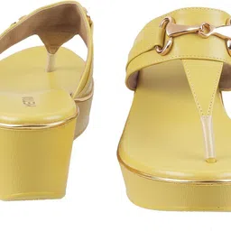 metro Women Wedges Sandal image 3