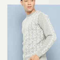 metronaut Men Solid Round Neck Green Sweater image 2