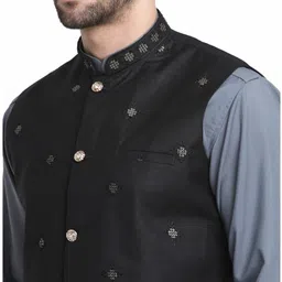 kraft india Embroidered Men Waistcoat image 3