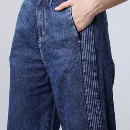 tokyo talkies Women Flared Mid Rise Blue Jeans image 4