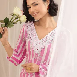 Libas Women Floral Printed Regular Kurta with Trousers & With Dupatta-image-79