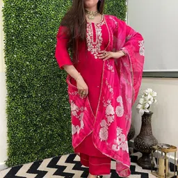 Anni Designer Floral Embroidered Regular Straight Kurta with Trousers & Dupatta image 4