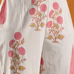 Indo Era Women Floral Printed Regular Pure Cotton Kurta with Trousers & With Dupatta image 4