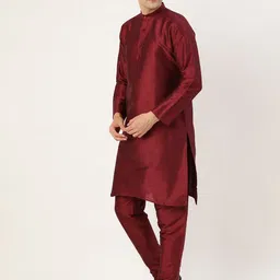 SOJANYA Men Maroon & Off-White Solid Kurta with Churidar & Nehru Jacket image 3